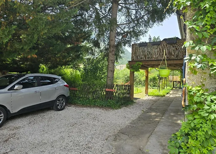 Frühstückspension Vacances Castellane 3*